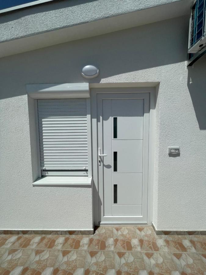 Mit-Apartments Šušanj Dış mekan fotoğraf